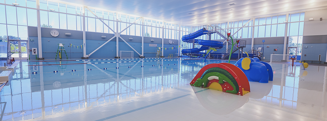 Bassin interieur du Centre aquatique de Granby