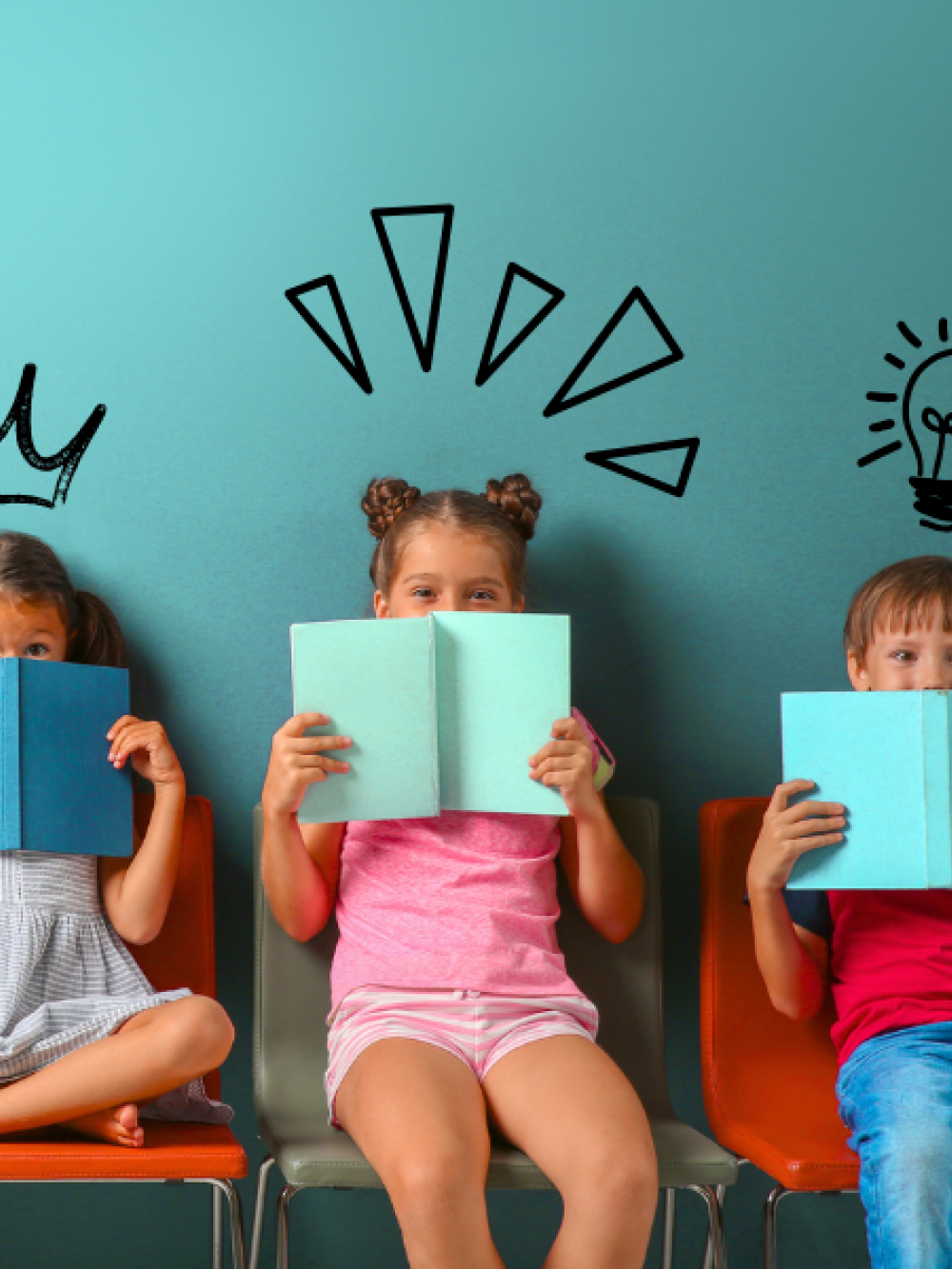 Trois jeunes enfants avec un livre